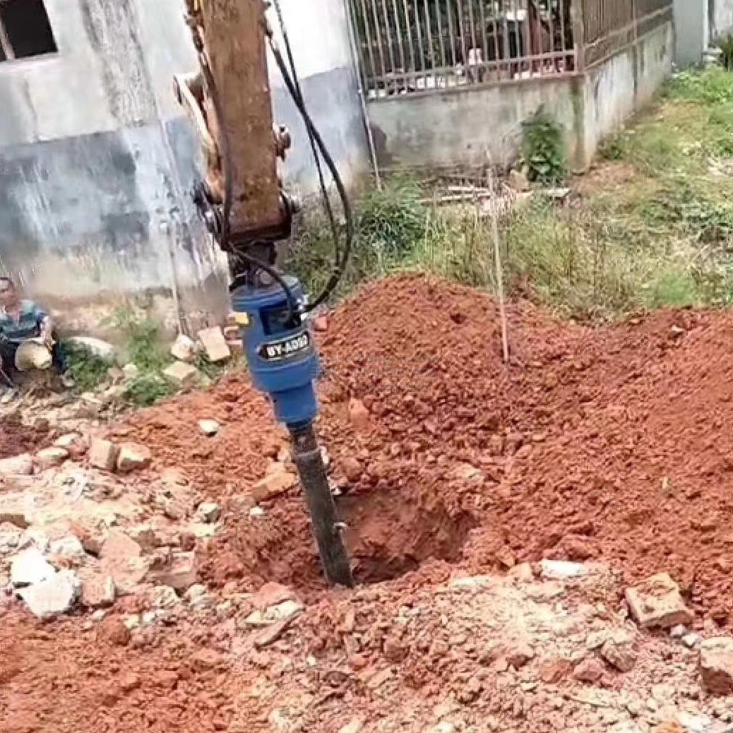 挖掘机改螺旋钻机